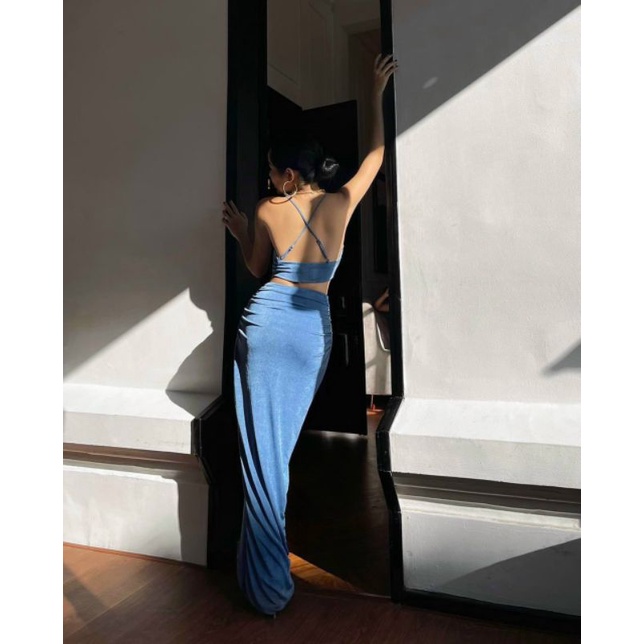 Sét áo croptop nhũ 2 dây chân váy xẻ tà thiết kế