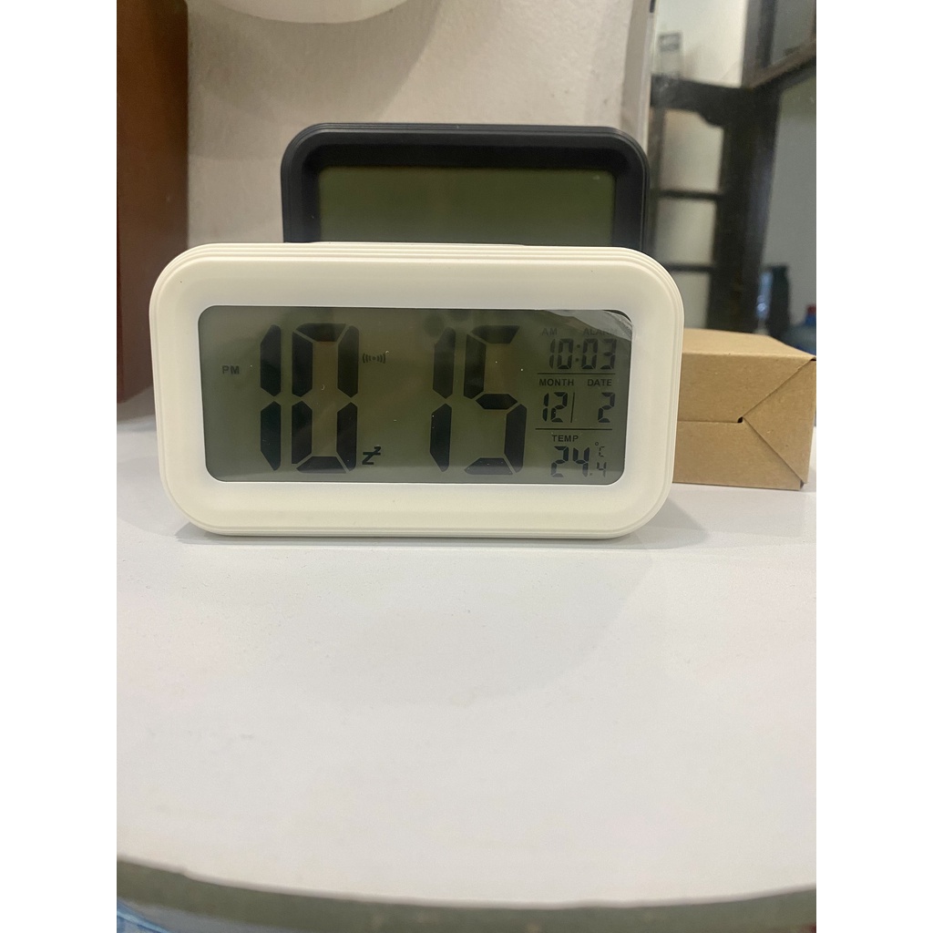[Mã LIFE1404ALL giảm 10% đơn 50K] (KÈM 3 pin AAA) Đồng hồ để bàn LCD viền nổi - có nhiệt độ, báo thức, ngày tháng