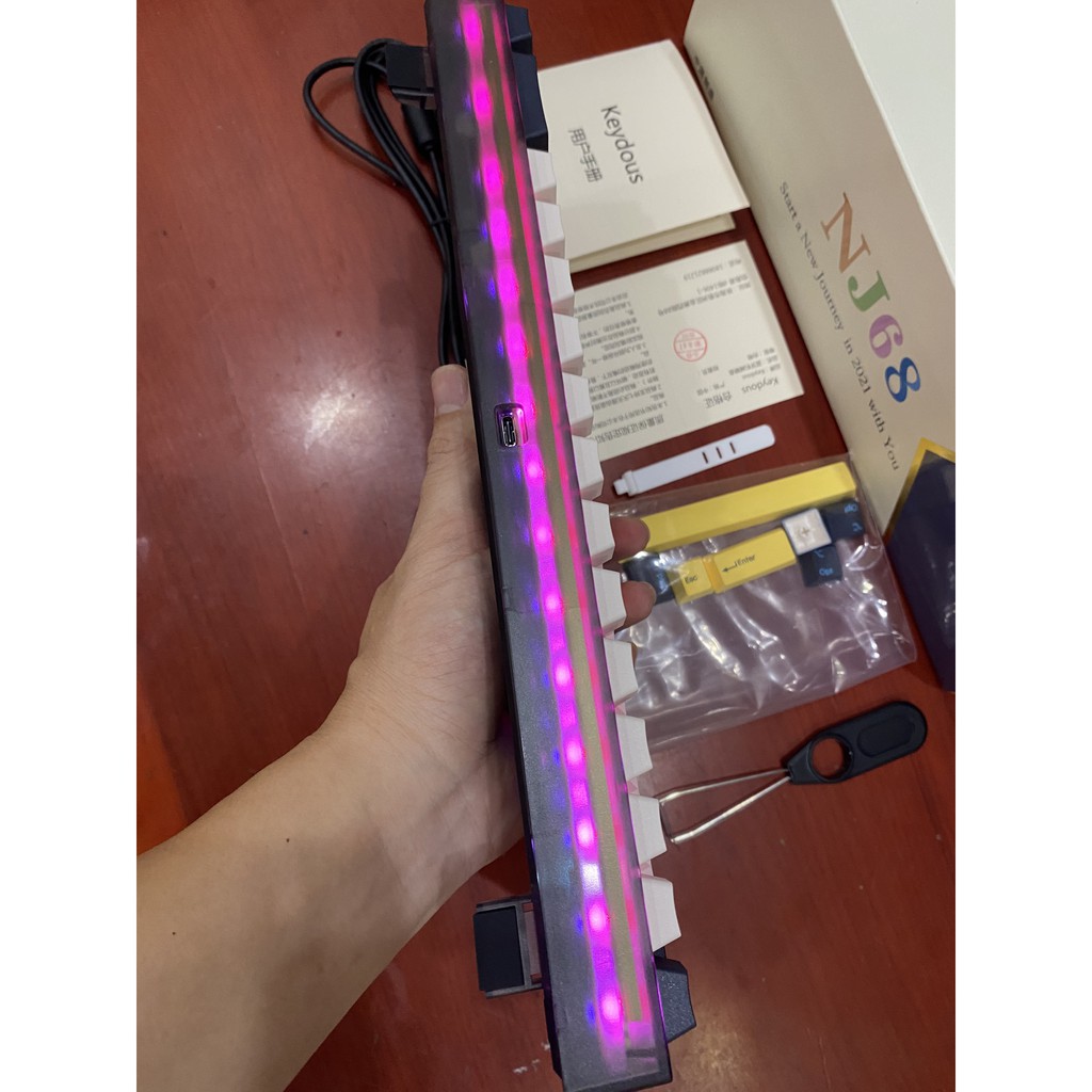 HOTSWAP - Bàn phím cơ NJ68 RGB Box Switch 68 phím bản cao cấp Plate Đồng/Thép,Bluetooth 5.0 pin 3100Mah - Chính Hãng | BigBuy360 - bigbuy360.vn
