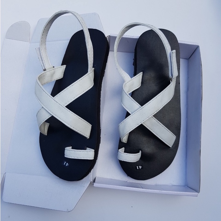 dép xăng đan nữ và nam A24 đế đen quai trắng - thới giới dép sandal