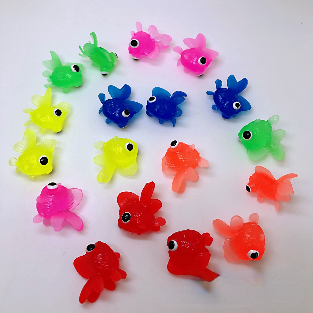 Set 10 Mô Hình Cá Vàng Bằng Cao Su Mềm Cho Bé