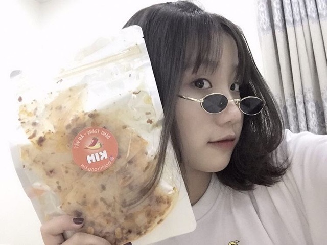 Bánh tráng trộn sẵn vị sate hành phi