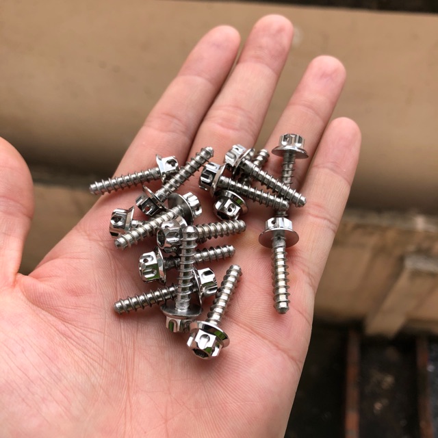 Ốc inox salaya Thái - 5li2 (m5x20) xoắn - gắn pô air (lọc gió)