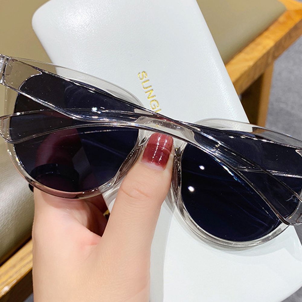 Mắt kính gọng tròn chống tia UV màu hồng thời trang dành cho nữ