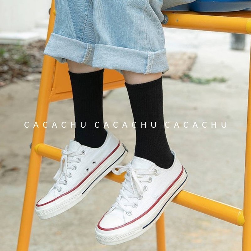 Tất vớ nam nữ cổ cao màu đen trắng hàn quốc phong cách vintage dễ thương CACACHU L04-1