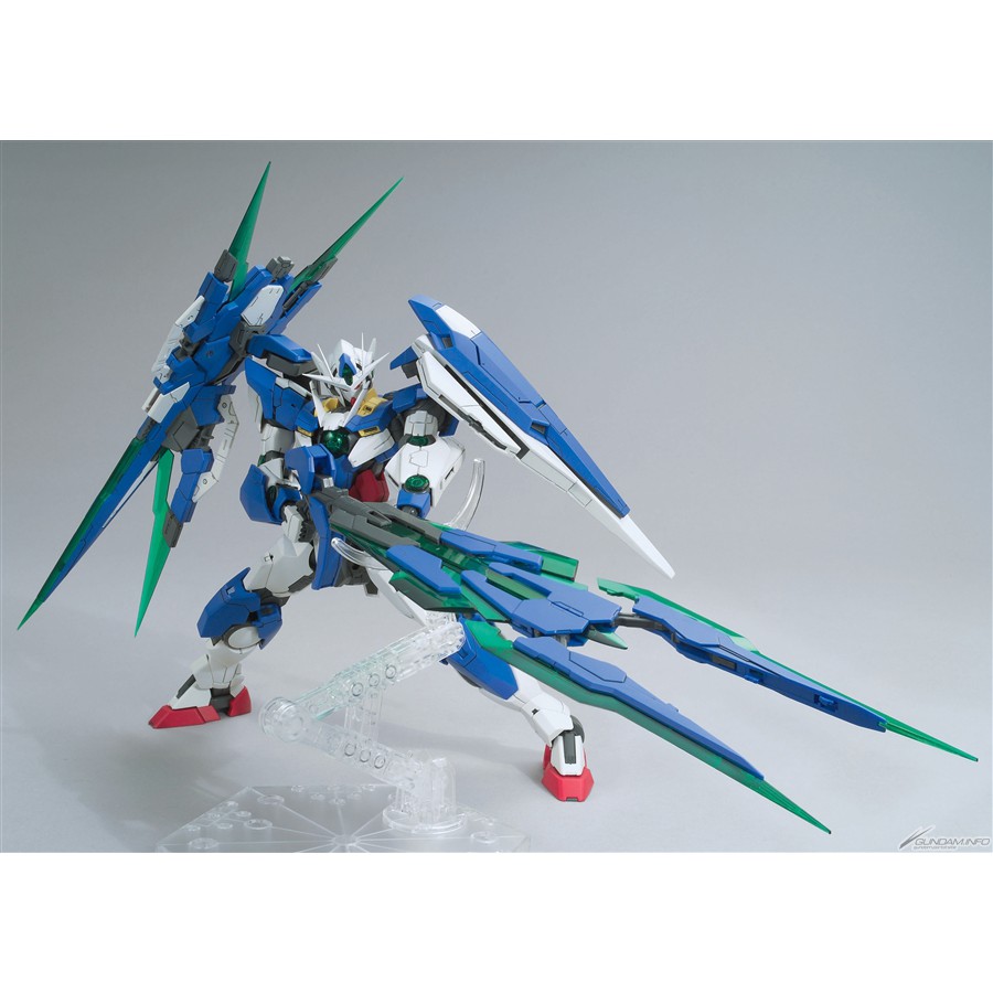 Mô Hình Lắp Ráp Gundam MG Qant Full Saber (tặng kèm base)