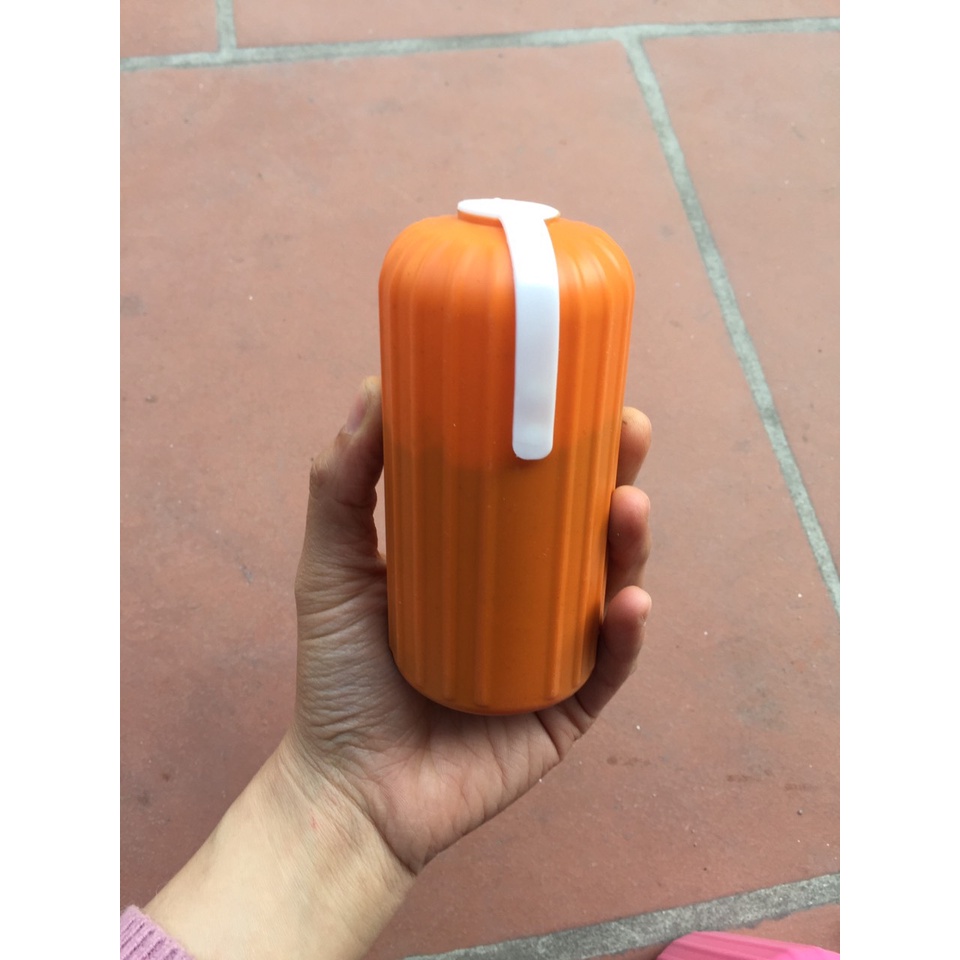 Lọ tẩy rửa bồn cầu hàn quốc cao cấp với 6 mùi hương tự nhiên