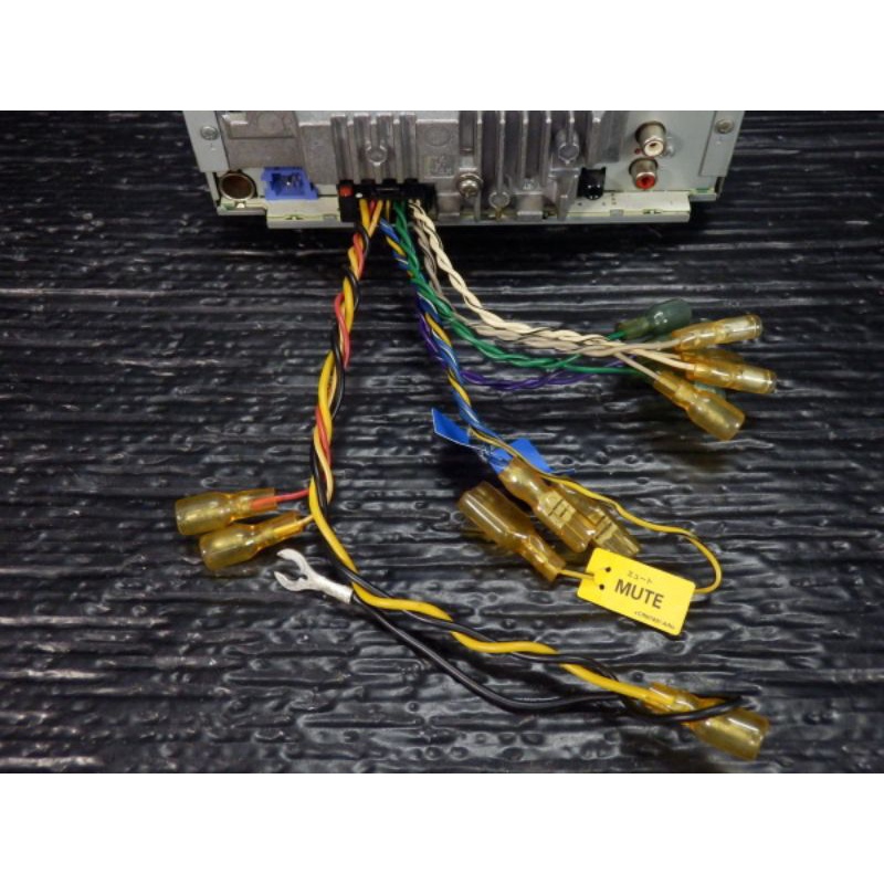 Carozzela Pioneer DEH -P650 made in japanAux.usb. out cra.cd. radio. Mp3