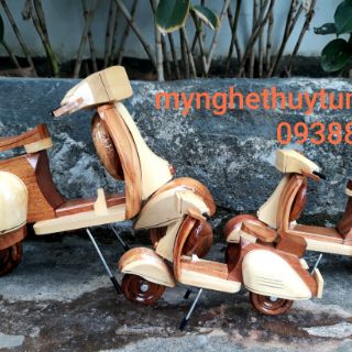 Xe VesPa LX gỗ