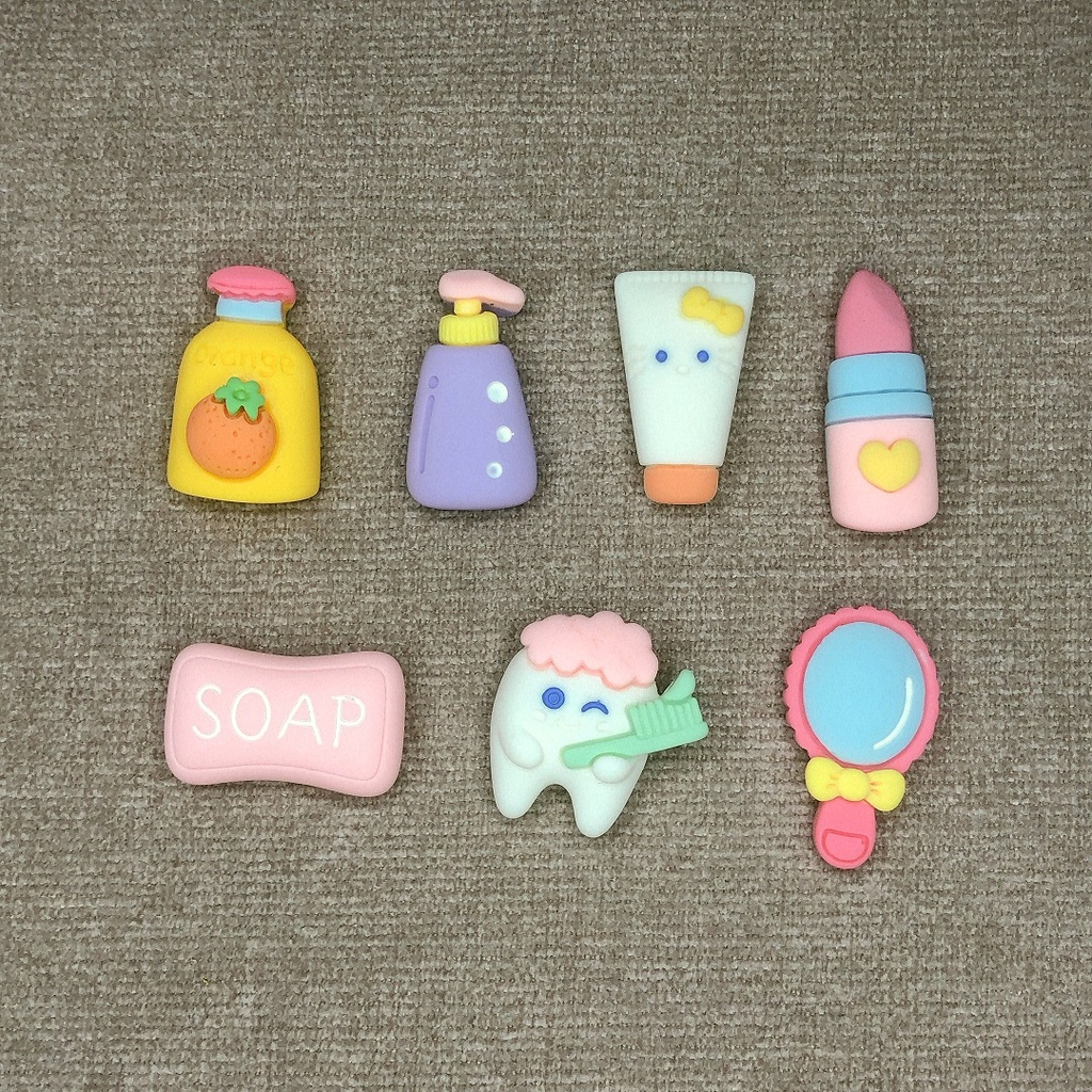 STICKER DỤNG CỤ NHÀ TẮM TRANG TRÍ DÉP SỤC