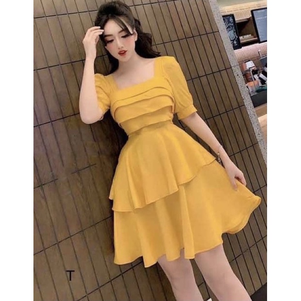 Đầm tầng cổ vuông tiểu thư tay lỡ