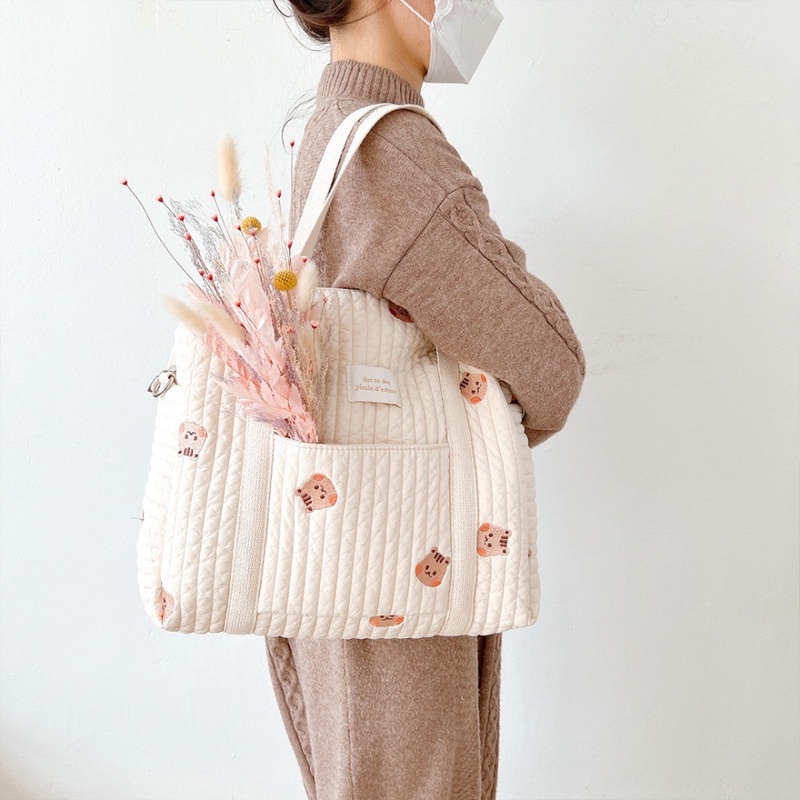 Túi đựng đồ bỉm sữa cho mẹ và bé phong cách Hàn Quốc