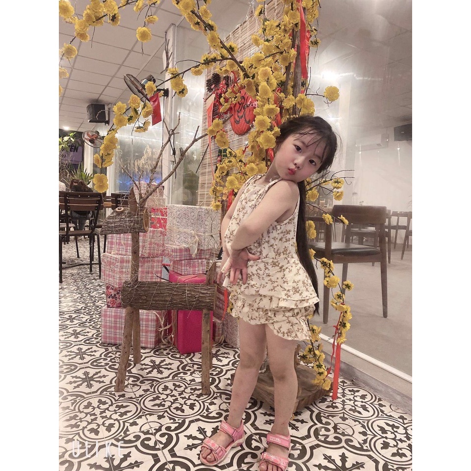 Bộ 2 dây cho  bé gái họa tiết hoa.