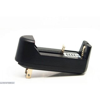 Sạc pin 18650 loại 1 cell và 2 cell