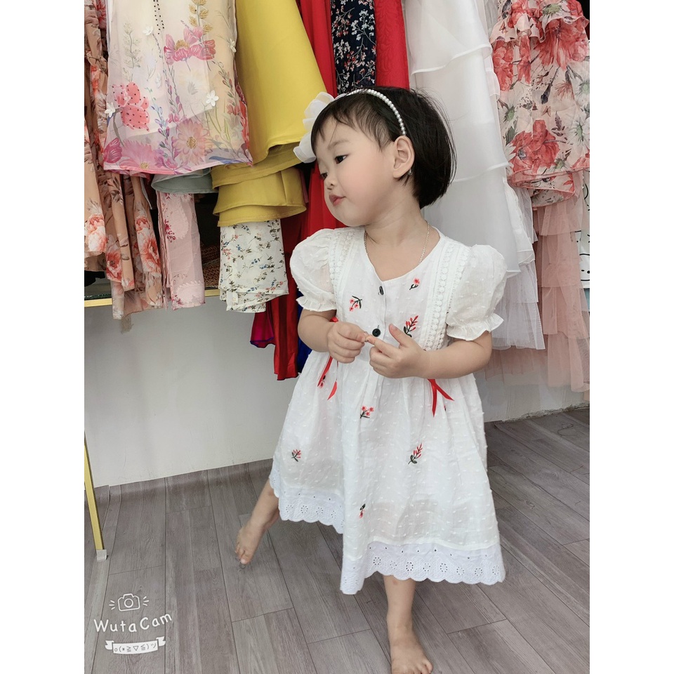 Set váy thô viền ren thêu hoa kèm quần chip