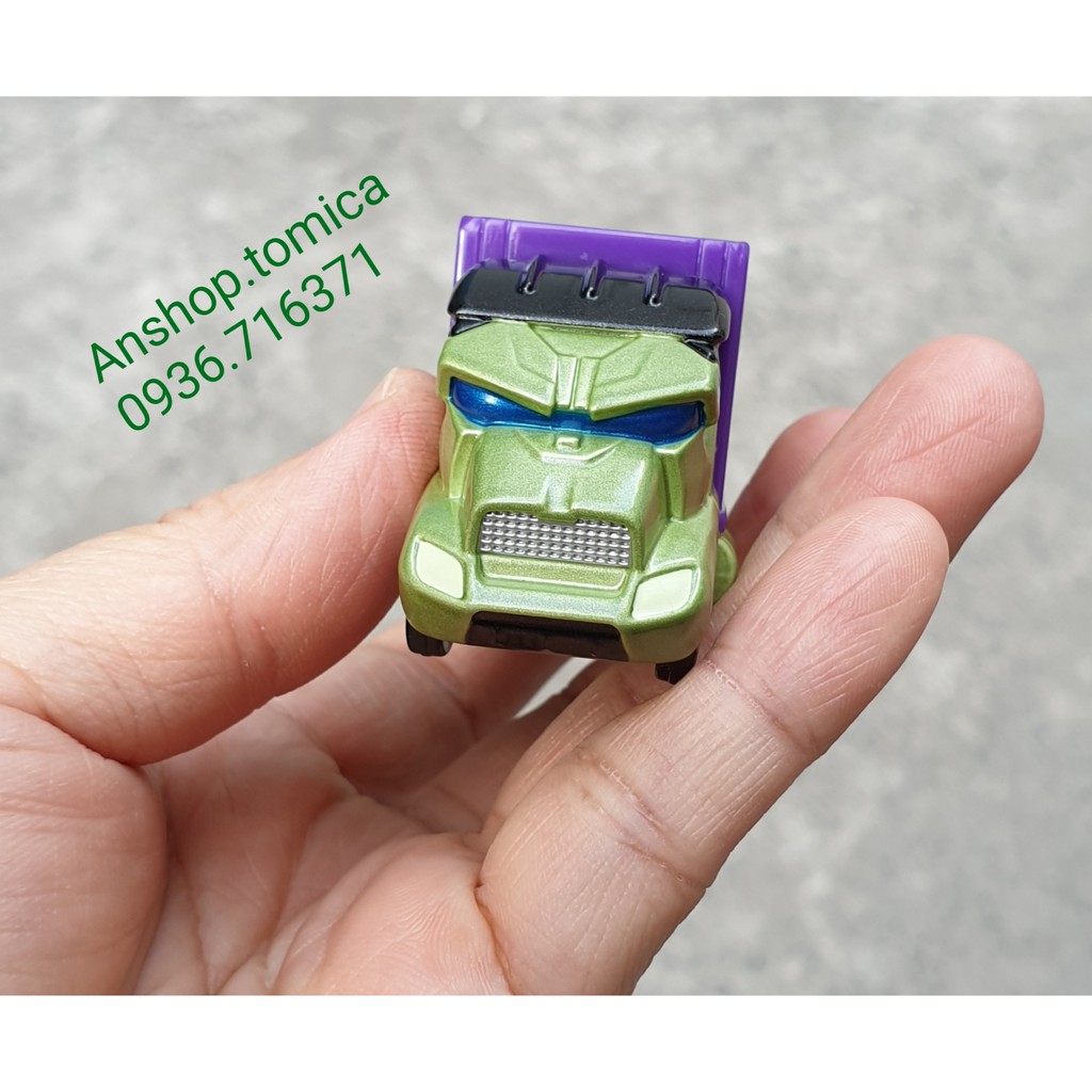 Mô hình xe tải hoạt hình hulk tomica Nhật Bản