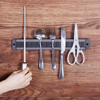 Dụng cụ treo dao và vật dụng nhà bếp ( nam châm hít)