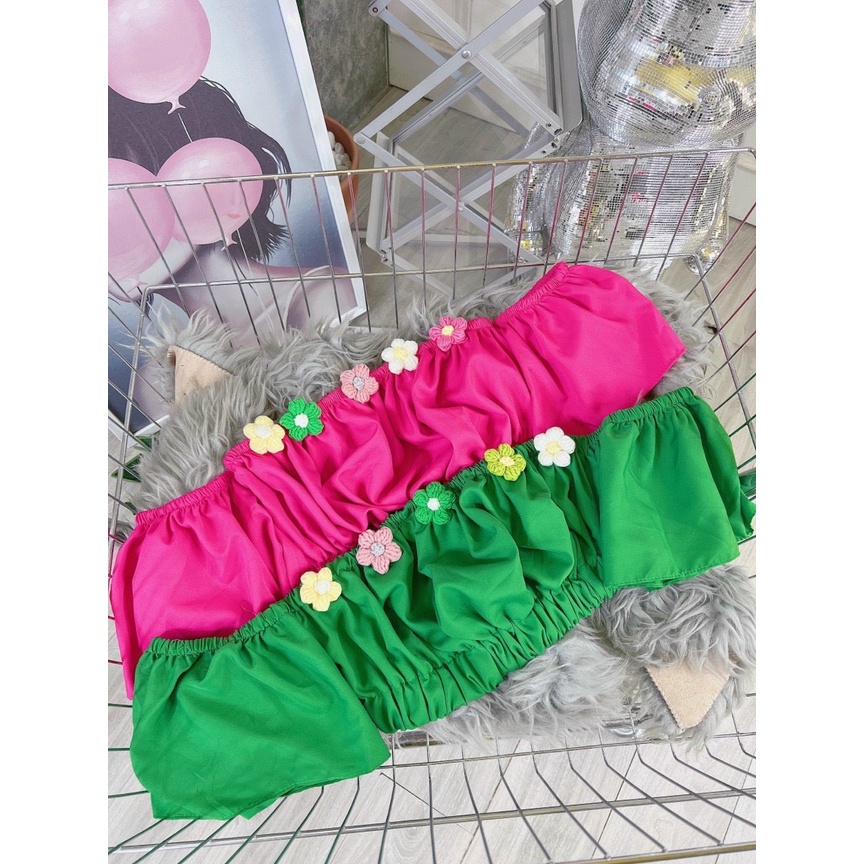 Áo croptop hở vai đính hoa len sexy