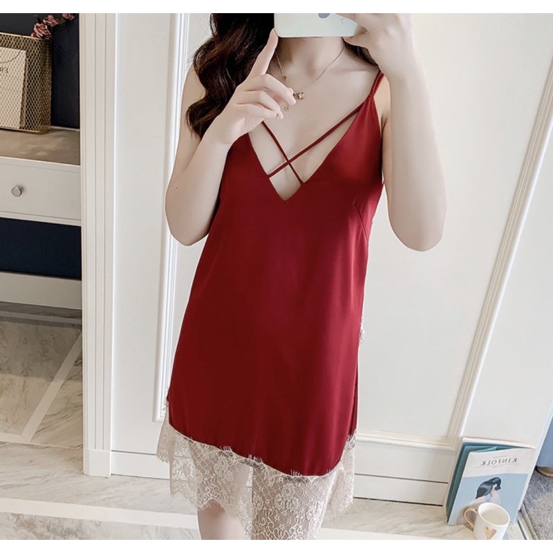 Váy ngủ lụa dây chéo ngực phối đuôi ren cực xinh ( hàng sẵn )