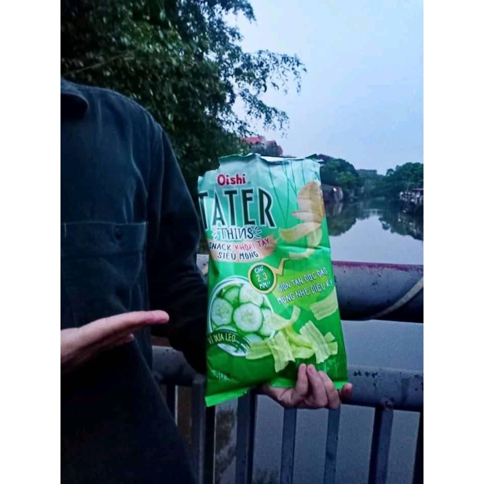 Bim bim Oishi snack tater thins vị dưa leo dưa chuột 75g siêu to khổng lồ