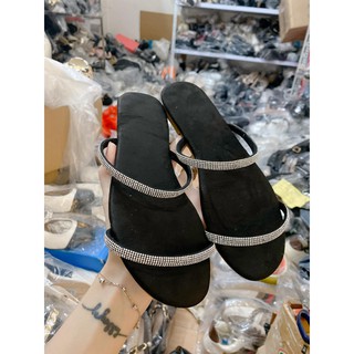 Dép thời trang Hm 2 quai đá, đế nỉ