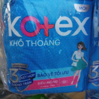 Kotex khô thoáng 8 miếng có cánh