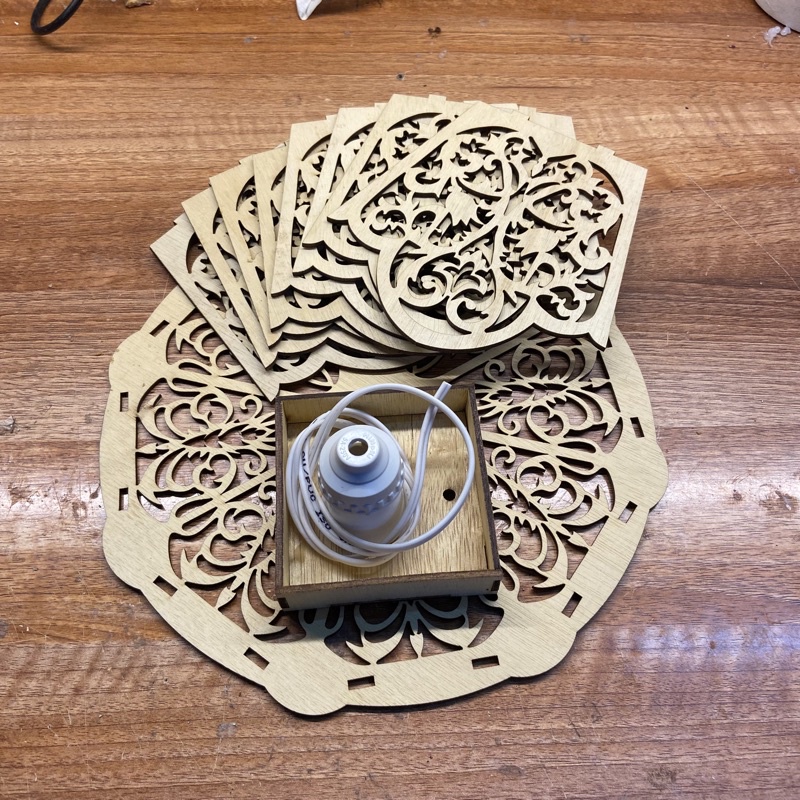 Đèn Thả Trần Trang Trí Phòng Thờ / Đèn Gỗ Laser Tinh Xảo