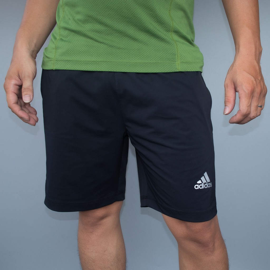 Quần short đùi thể thao nam chất gió co giãn 4 chiều không thấm nước Das 3 sọc bên sườn | BigBuy360 - bigbuy360.vn