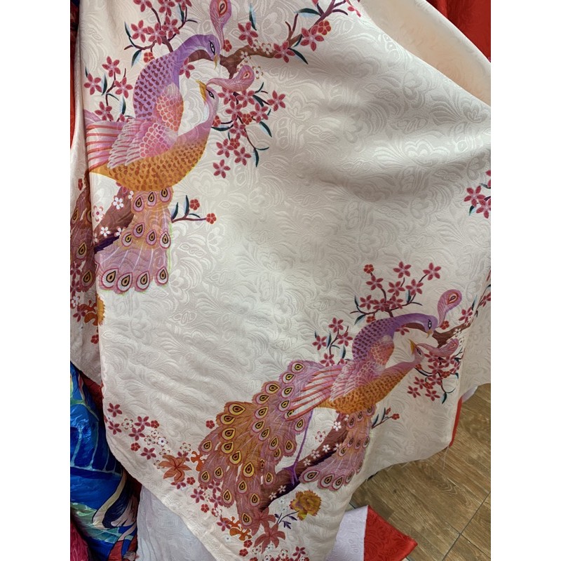 Vải may áo dài gấm ép loại 1