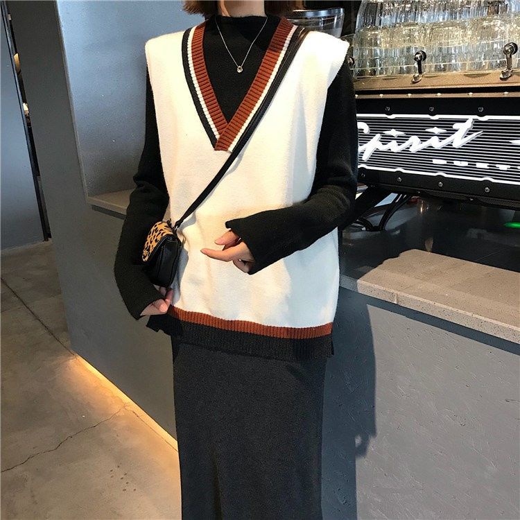 Áo len không tay cổ chữ V thời trang nữ tính | BigBuy360 - bigbuy360.vn