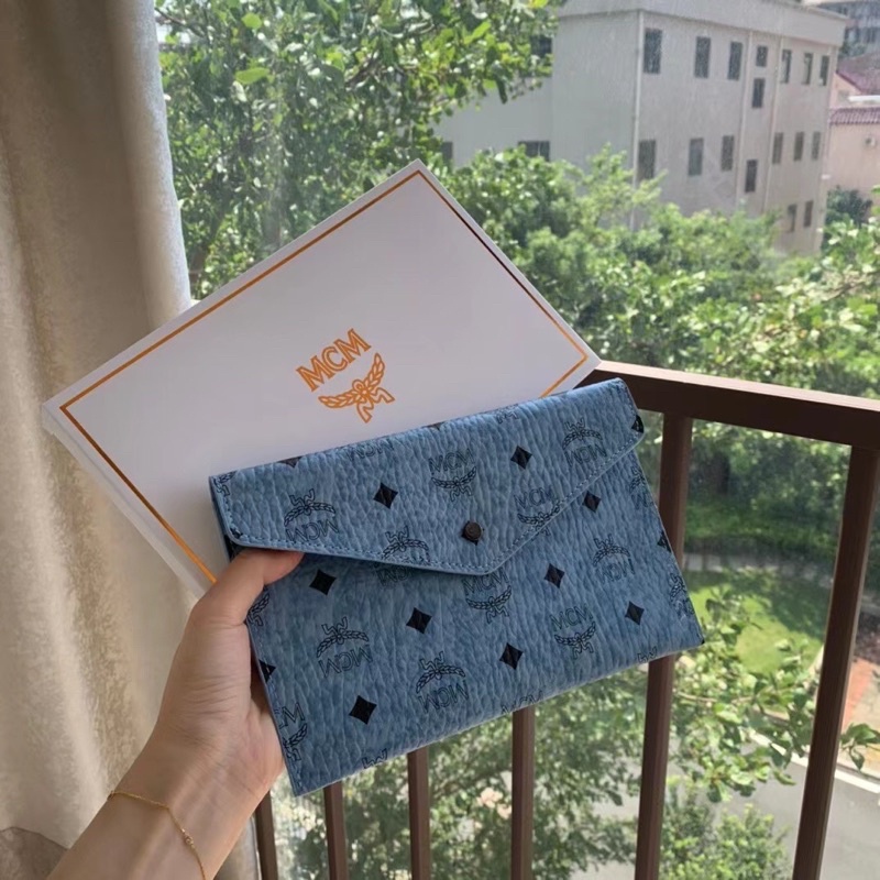 ví MCM vip gift hàng quà tặng hãng