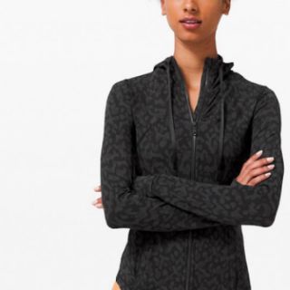 Áo khoác lululemon