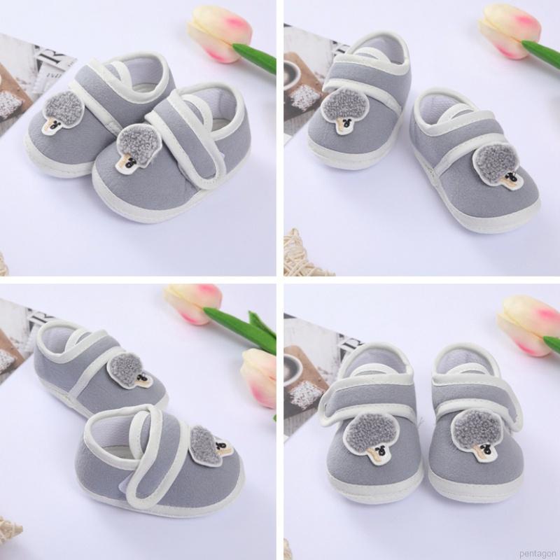 Giày thể thao đế mềm chống trượt kiểu dáng dễ thương cho bé sơ sinh 0-18 tháng tuổi