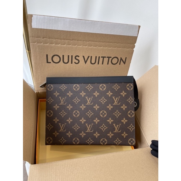 Túi Clutch cầm tay LV nam