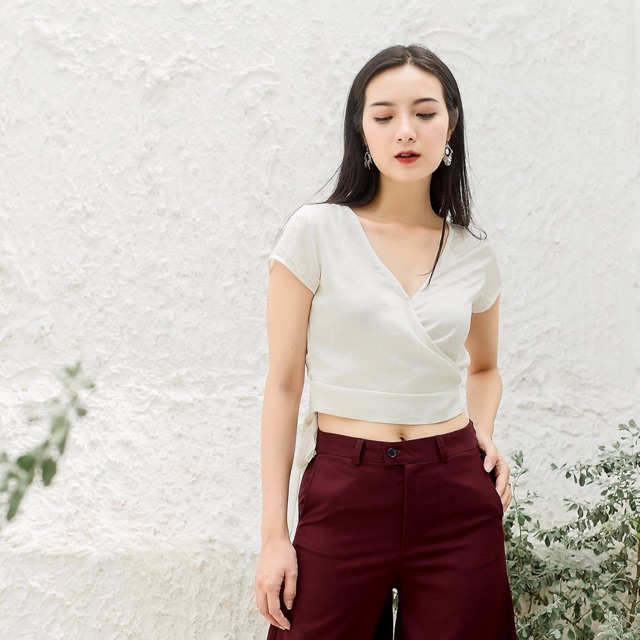 Áo croptop cột dây