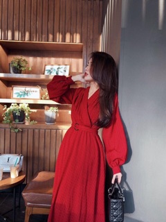 Đầm xoè chéo ngực