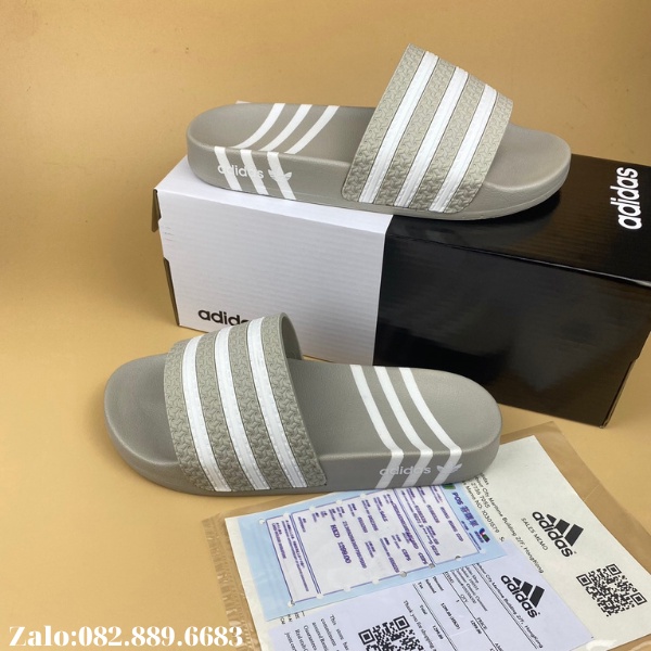 Dép nam quai ngang Adidas form dáng thể thao, ôm chân, chất liệu cao su chống thấm nước cao cấp.