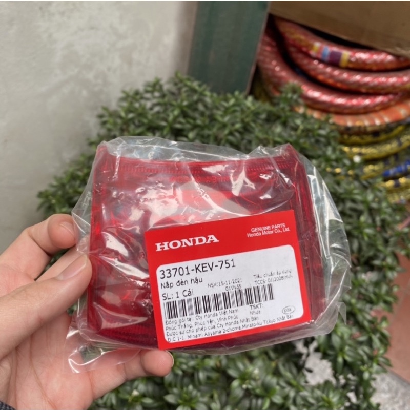 Ốp nắp vỏ đèn hậu trắng wave 110 50cc 100