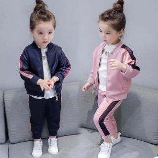 Bộ đồ cho bé gái từ 5 đến 6 tuổi