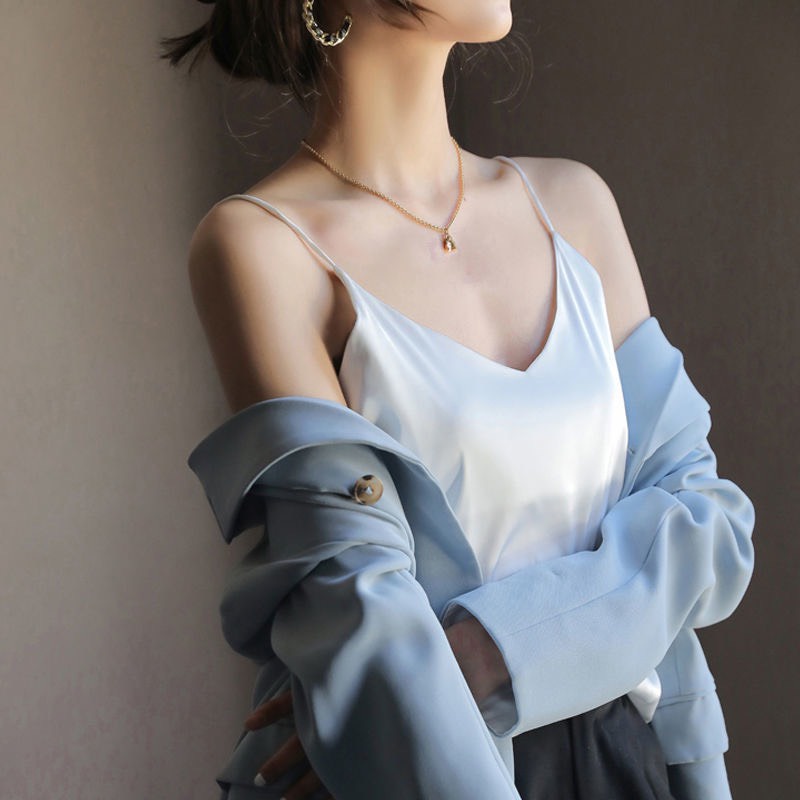 Áo hai dây lụa, Áo 2 dây trơn có size mặc trong Vest, Blazer, không nhăn có size  - Meii