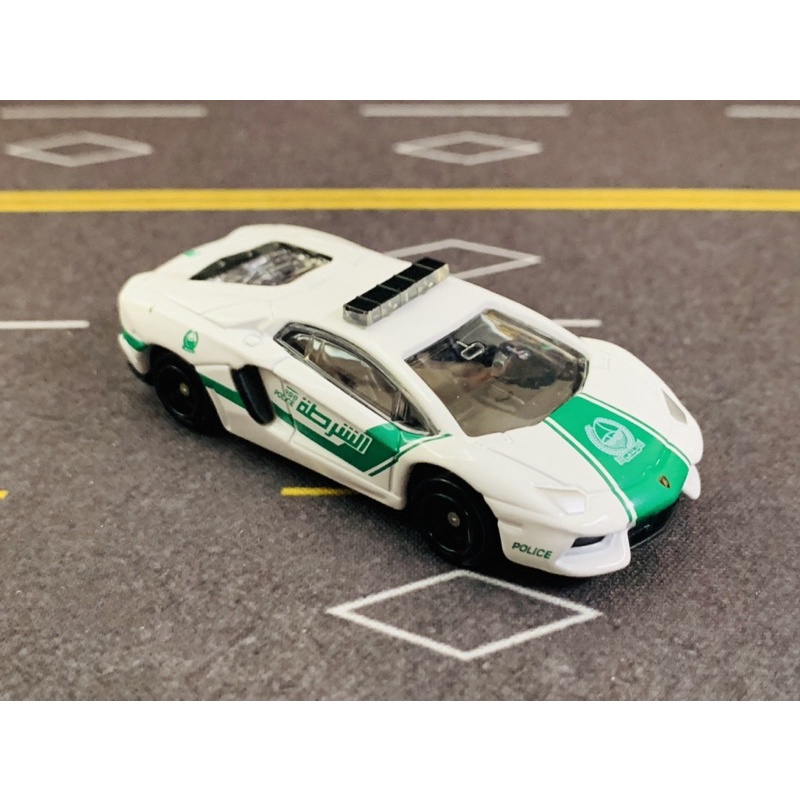 Hobby Store xe mô hình Tomica Lamborghini Aventador Dubai Police Exclusive