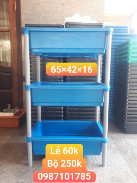 Khay nhựa tầng đủ màu. Đủ loại . Kt 65×42×16. Khay tầng và khay lẻ. Trồng rau nuôi guppy, betta, trùn quế.ship toàn quốc