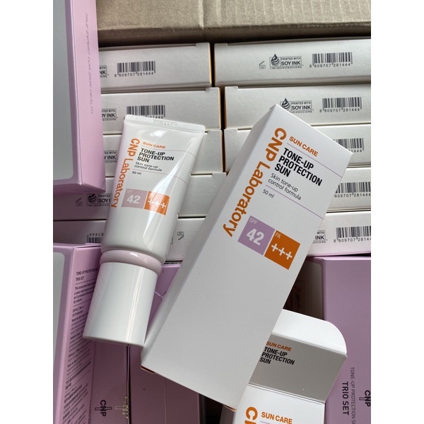 Kem Chống Nắng CNP LABORATORY Làm Sáng Tông Màu Da Spf42 Pa +++ Cao Cấp 50ml