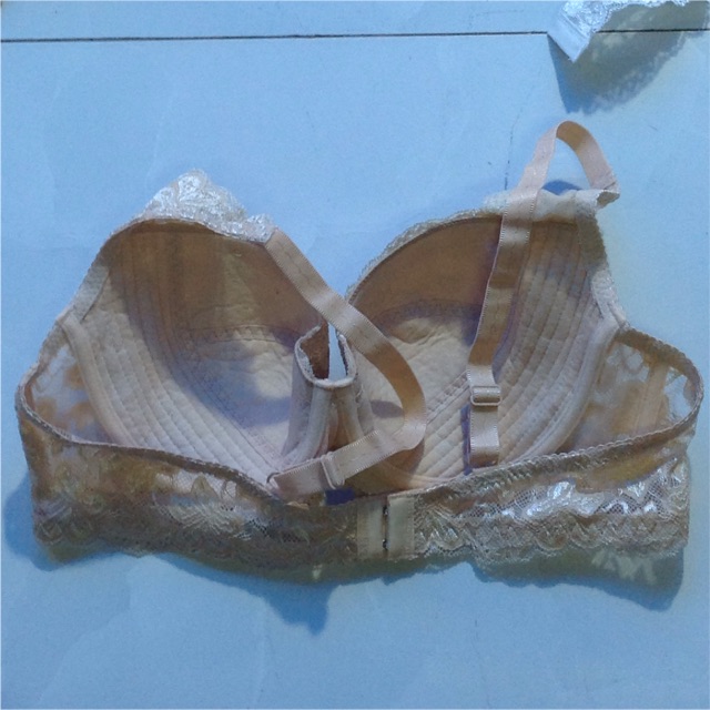 Áo ngực không muốt có gọng(trái to)