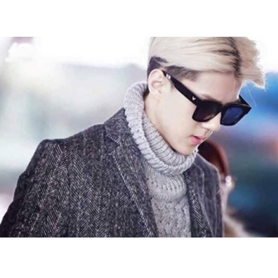 Kính V Sơn Tùng hàng mới HOT TREND nam nữ đều đeo đc(kèm túi đựng) | BigBuy360 - bigbuy360.vn