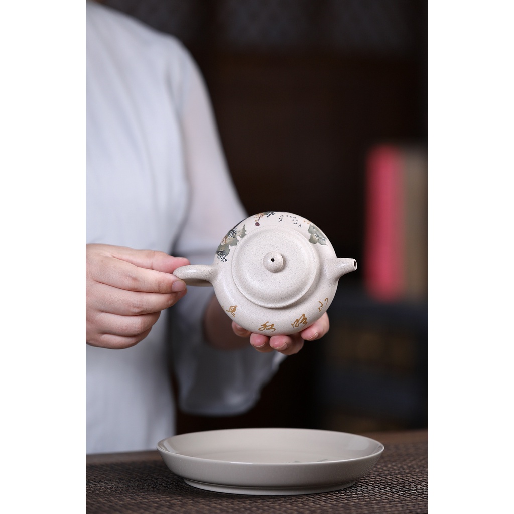 Ấm Tử Sa Nghi Hưng Phỏng Cổ Sơn Thủy 220 ml (Bạch Đoạn Nê)