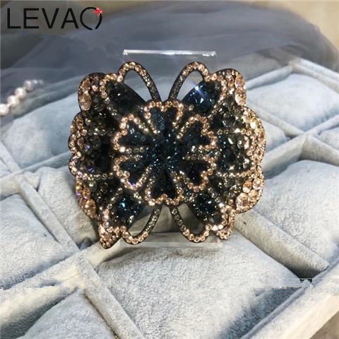 1 Kẹp Tóc Hình Hoa Đính Đá Thời Trang Sang Trọng Cho Nữ