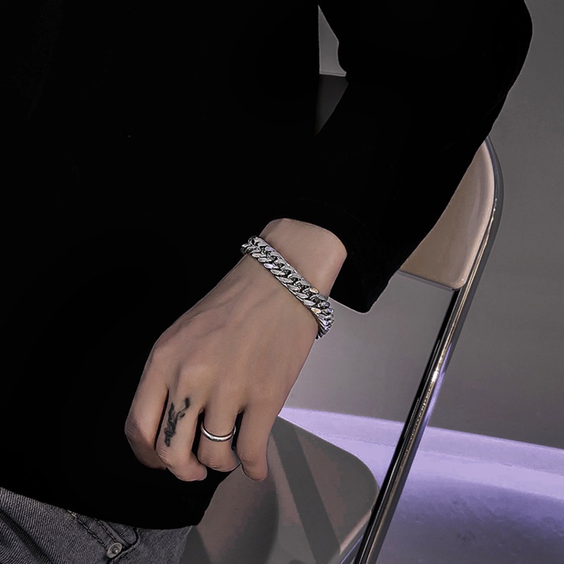 Vòng tay thiết kế đơn giản thời trang theo phong cách hip hop dành cho nam