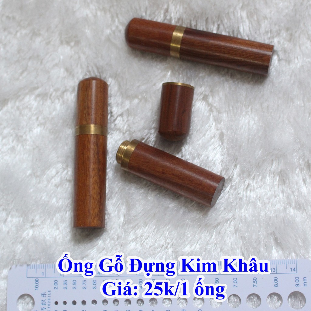 Ống gỗ đựng kim khâu 25k/1 ống