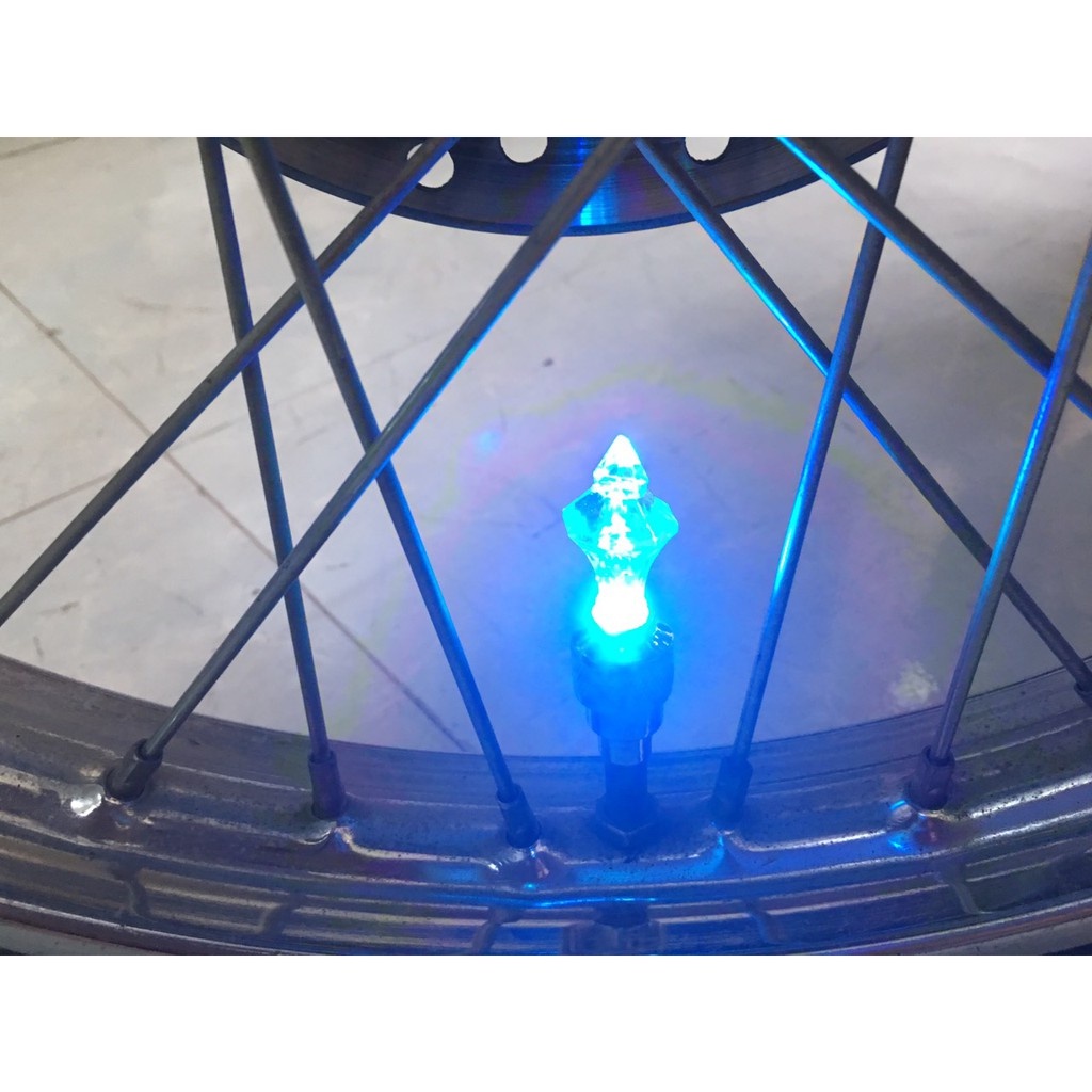 Xem videoĐèn led Van xe 7 màu bởi Racing_Boy6789